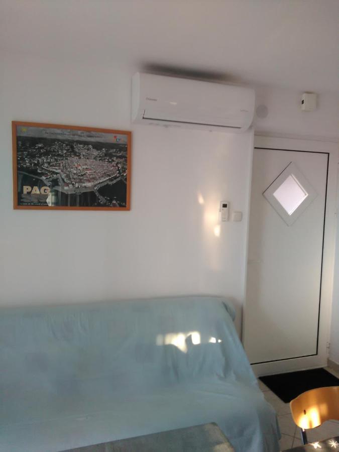 Apartmani Maja 파그 외부 사진